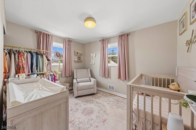 17 Patrick St, Carteret Boro, NJ 07008