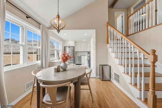 17 Patrick St, Carteret Boro, NJ 07008