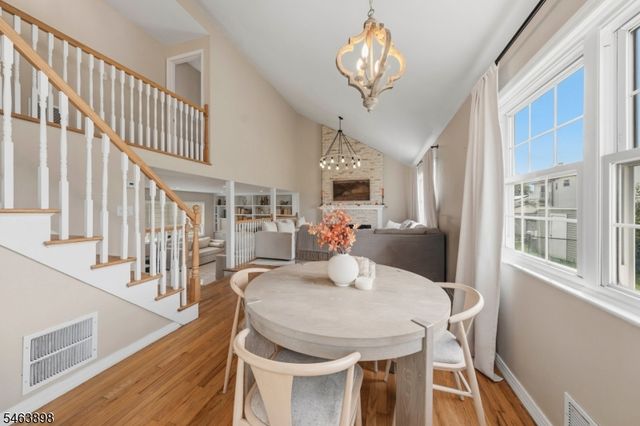 17 Patrick St, Carteret Boro, NJ 07008