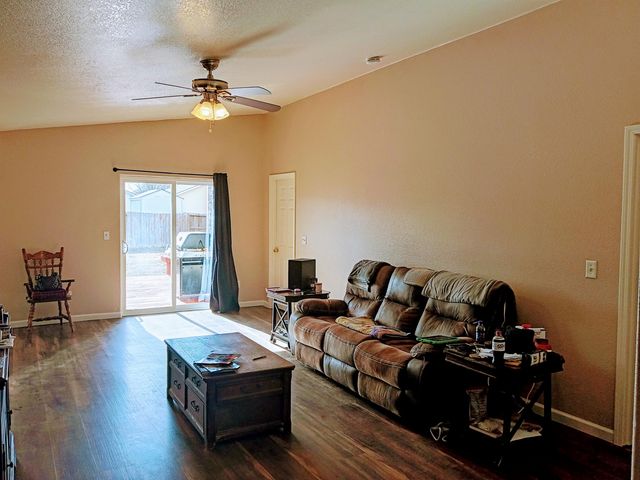 5594 Kellal Lane, Klamath Falls, OR 97603