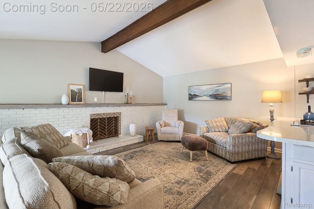 30809 Elmhurst Drive, Madison Heights, MI 48071