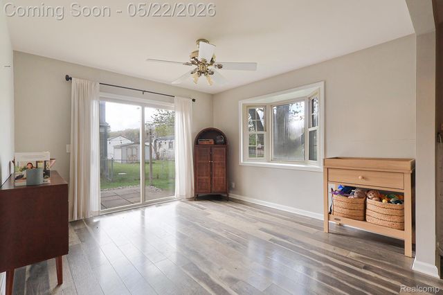 30809 Elmhurst Drive, Madison Heights, MI 48071