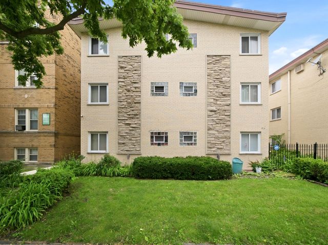 714 N Austin Boulevard 202, Oak Park, IL 60302