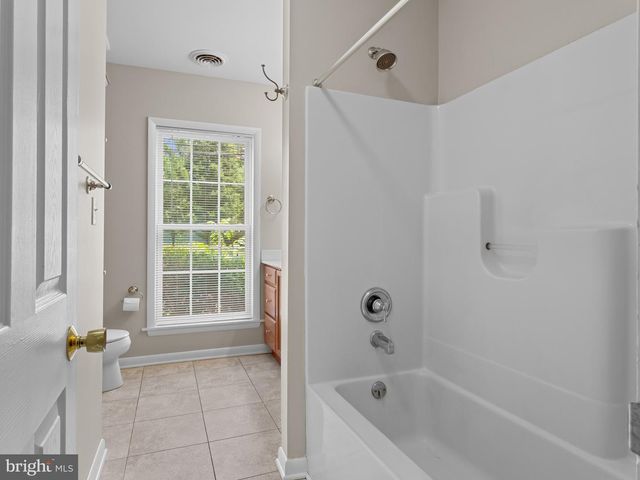 1413 CENTRAL AVE E, Edgewater, MD 21037