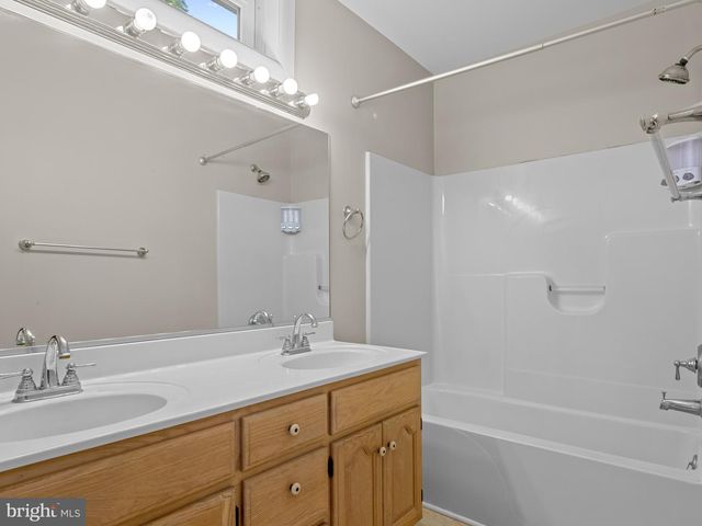 1413 CENTRAL AVE E, Edgewater, MD 21037