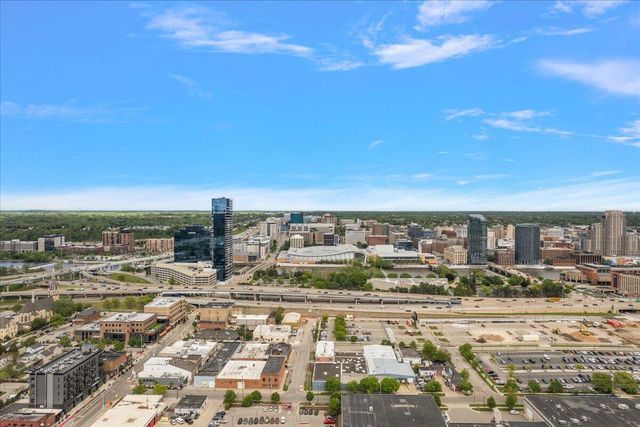 600 Douglas Street 620B, Grand Rapids, MI 49504