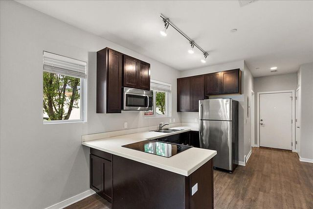 600 Douglas Street 620B, Grand Rapids, MI 49504