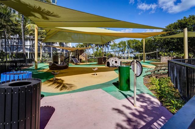 6450 Collins Ave 202, Miami Beach, FL 33141