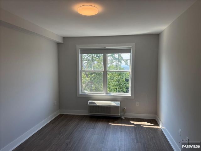 1685 Bergen Boulevard 707, Fort Lee, NJ 07024