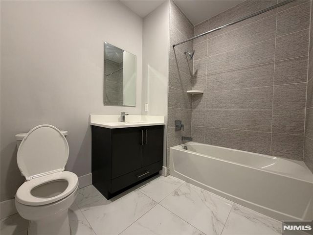 1685 Bergen Boulevard 707, Fort Lee, NJ 07024