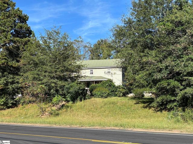 3696 N 14 Highway, Greer, SC 29651