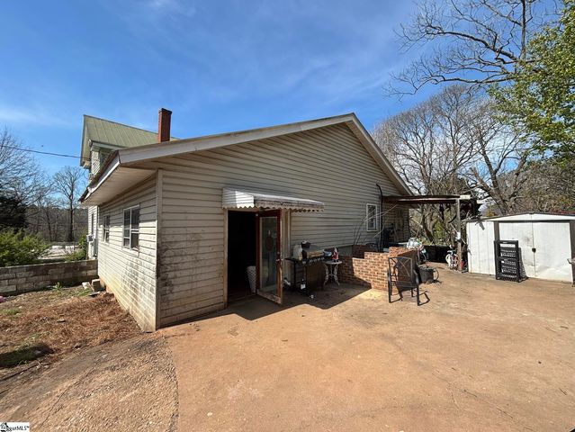 3696 N 14 Highway, Greer, SC 29651