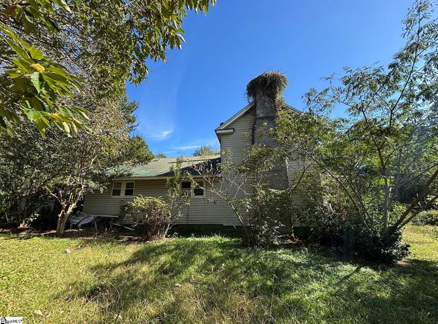 3696 N 14 Highway, Greer, SC 29651