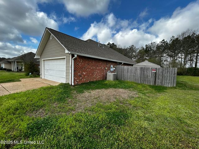 504 Parker Drive, Byram, MS 39272