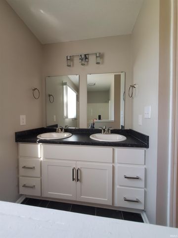 3728 N Washington Road, Fort Wayne, IN 46802