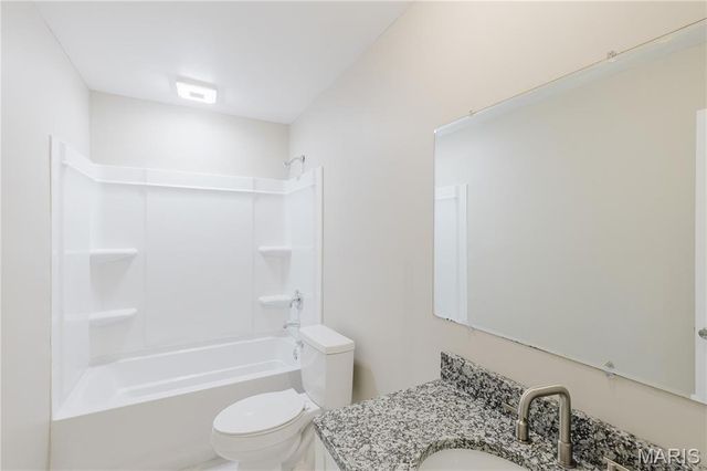 305 E Kathleen Street, Sikeston, MO 63801