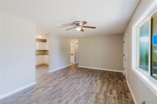 305 E Kathleen Street, Sikeston, MO 63801