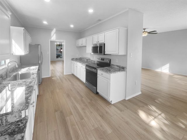 5420 Blue Water Lake Drive, Fort Worth, TX 76137