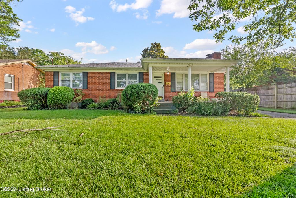 7013 Sun Valley Dr, Louisville, KY 40272
