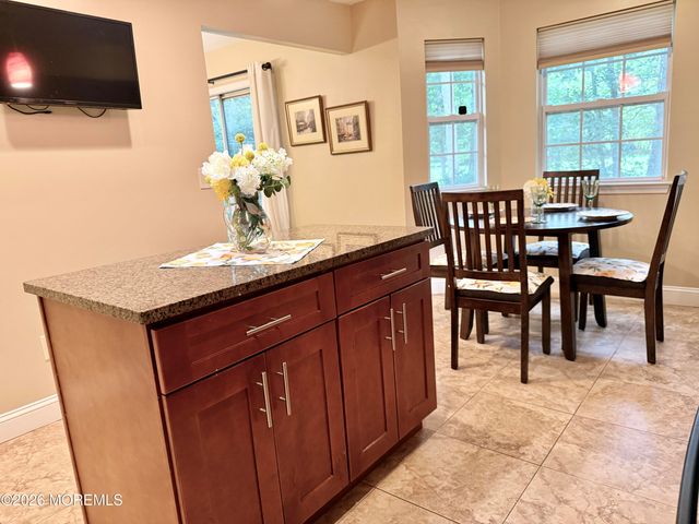 2707 Greenspire Court 2707, Toms River, NJ 08755