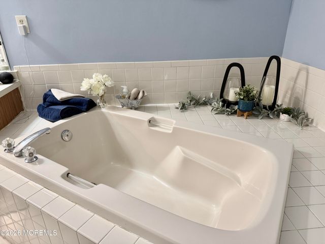 2707 Greenspire Court 2707, Toms River, NJ 08755