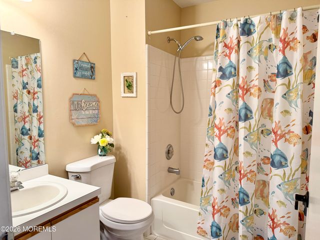 2707 Greenspire Court 2707, Toms River, NJ 08755
