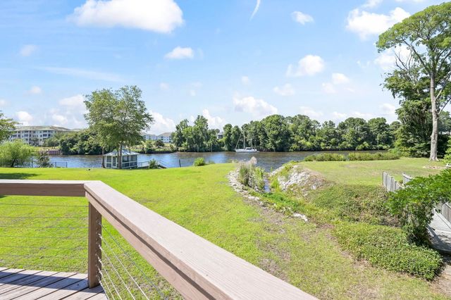 942 Old Bridge Rd., Myrtle Beach, SC 29572