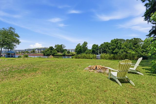 942 Old Bridge Rd., Myrtle Beach, SC 29572