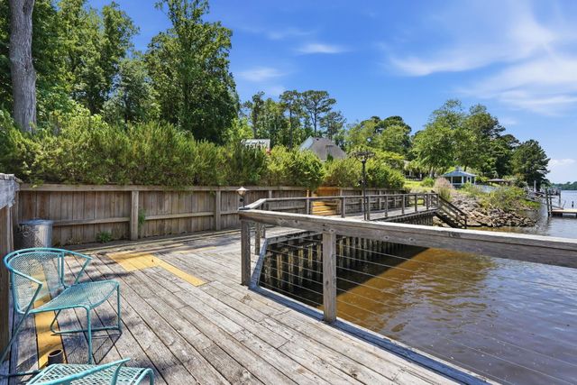 942 Old Bridge Rd., Myrtle Beach, SC 29572