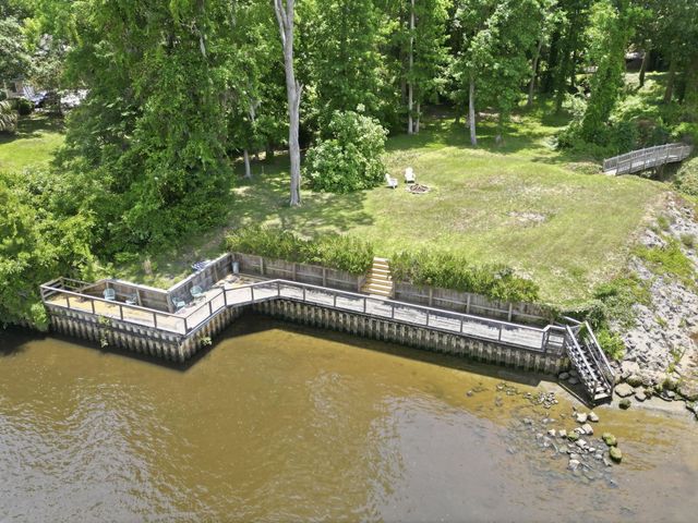 942 Old Bridge Rd., Myrtle Beach, SC 29572