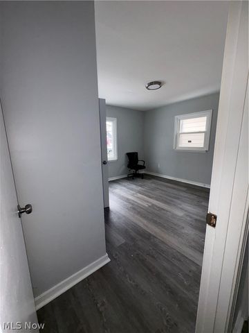 703 Palmer Avenue, Youngstown, OH 44502