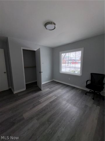 703 Palmer Avenue, Youngstown, OH 44502