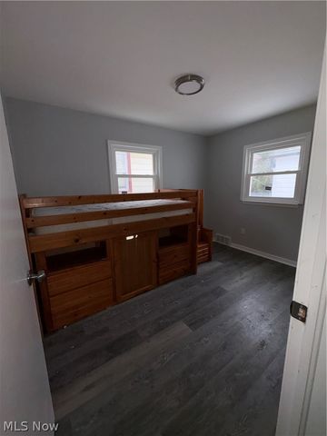 703 Palmer Avenue, Youngstown, OH 44502