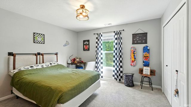 1042 Sicilian Passage, Fort Wayne, IN 46818