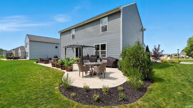 1042 Sicilian Passage, Fort Wayne, IN 46818