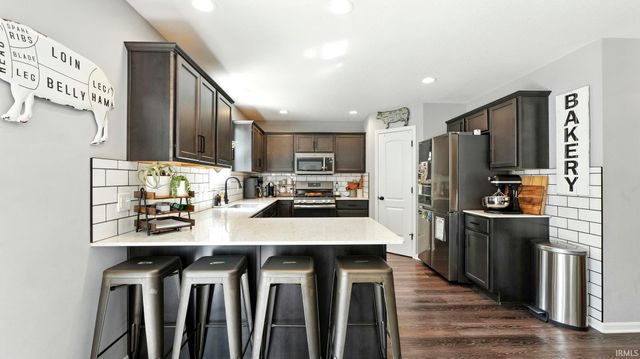 1042 Sicilian Passage, Fort Wayne, IN 46818