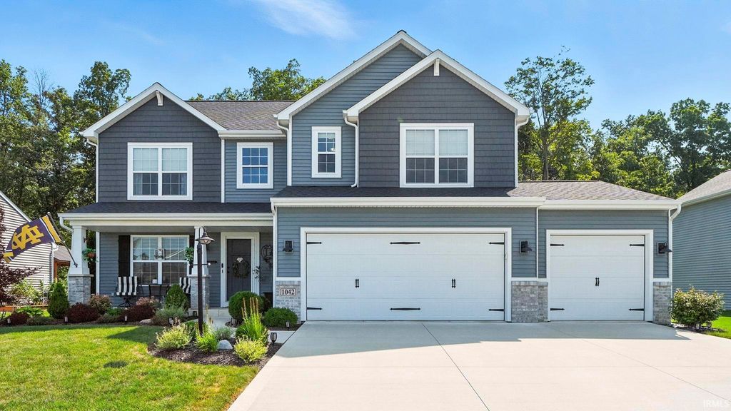 1042 Sicilian Passage, Fort Wayne, IN 46818