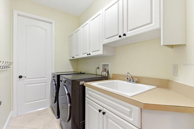 1064 CEASARS COURT, Mount Dora, FL 32757