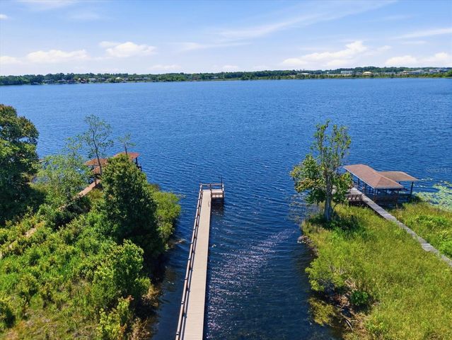 1064 CEASARS COURT, Mount Dora, FL 32757