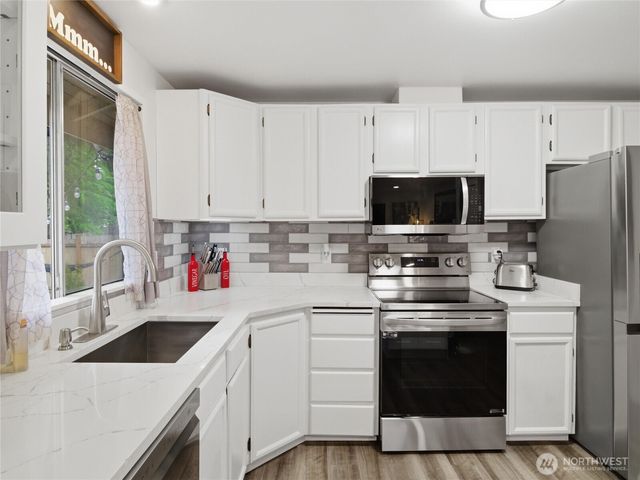 26223 189th Place SE, Covington, WA 98042