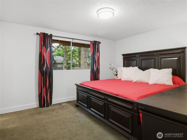 26223 189th Place SE, Covington, WA 98042