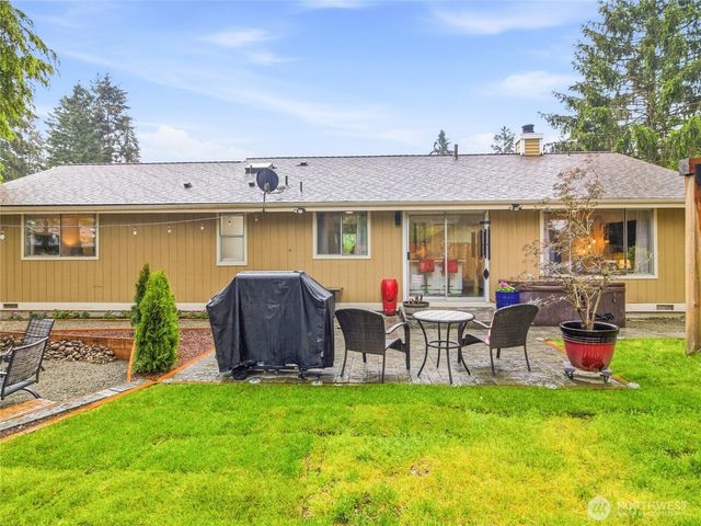26223 189th Place SE, Covington, WA 98042