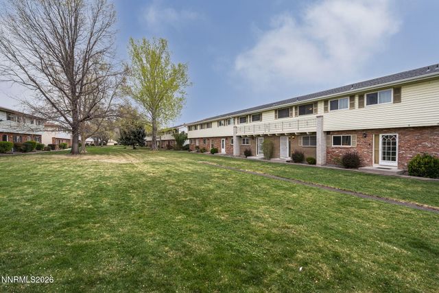 227 Smithridge Park, Reno, NV 89502