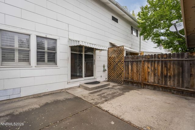 227 Smithridge Park, Reno, NV 89502