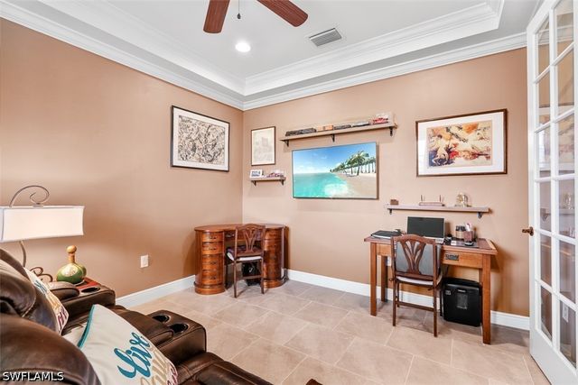 3865 Helmsman DR, Naples, FL 34120