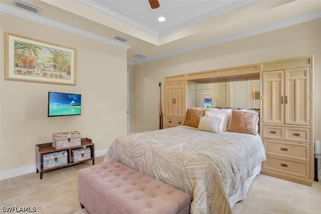 3865 Helmsman DR, Naples, FL 34120