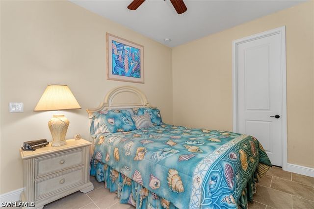 3865 Helmsman DR, Naples, FL 34120