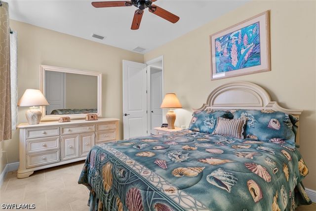 3865 Helmsman DR, Naples, FL 34120