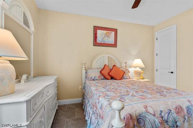 3865 Helmsman DR, Naples, FL 34120