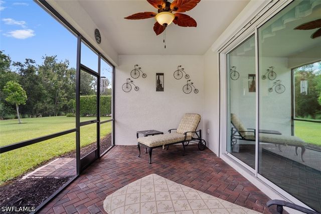 3865 Helmsman DR, Naples, FL 34120